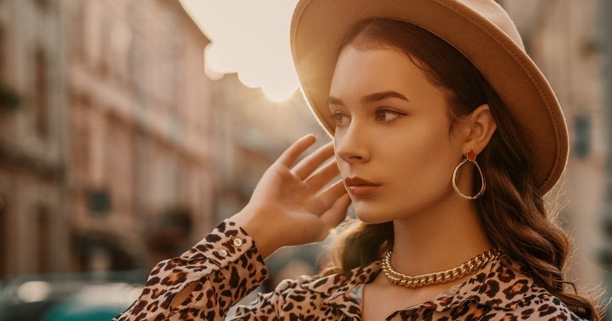How to Layer Jewelry to Enhance Your Outfit