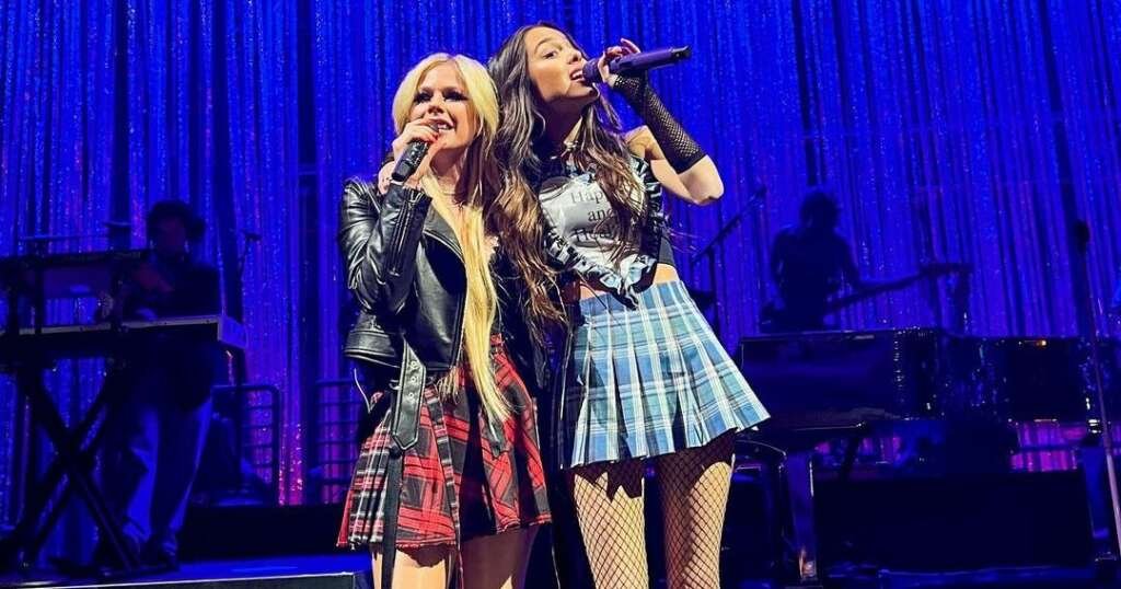 Watch Avril Lavigne Join Olivia Rodrigo to Perform ‘Complicated’ Watch Avril Lavigne Join Olivia Rodrigo to Perform ‘Complicated’