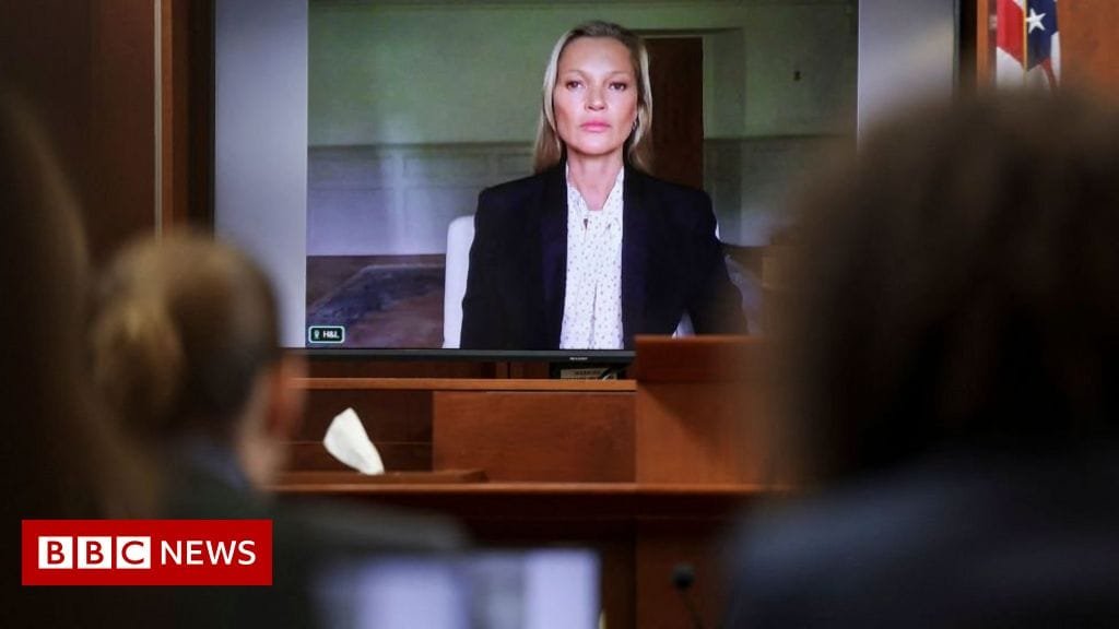 Kate Moss: Johnny Depp never pushed or kicked me