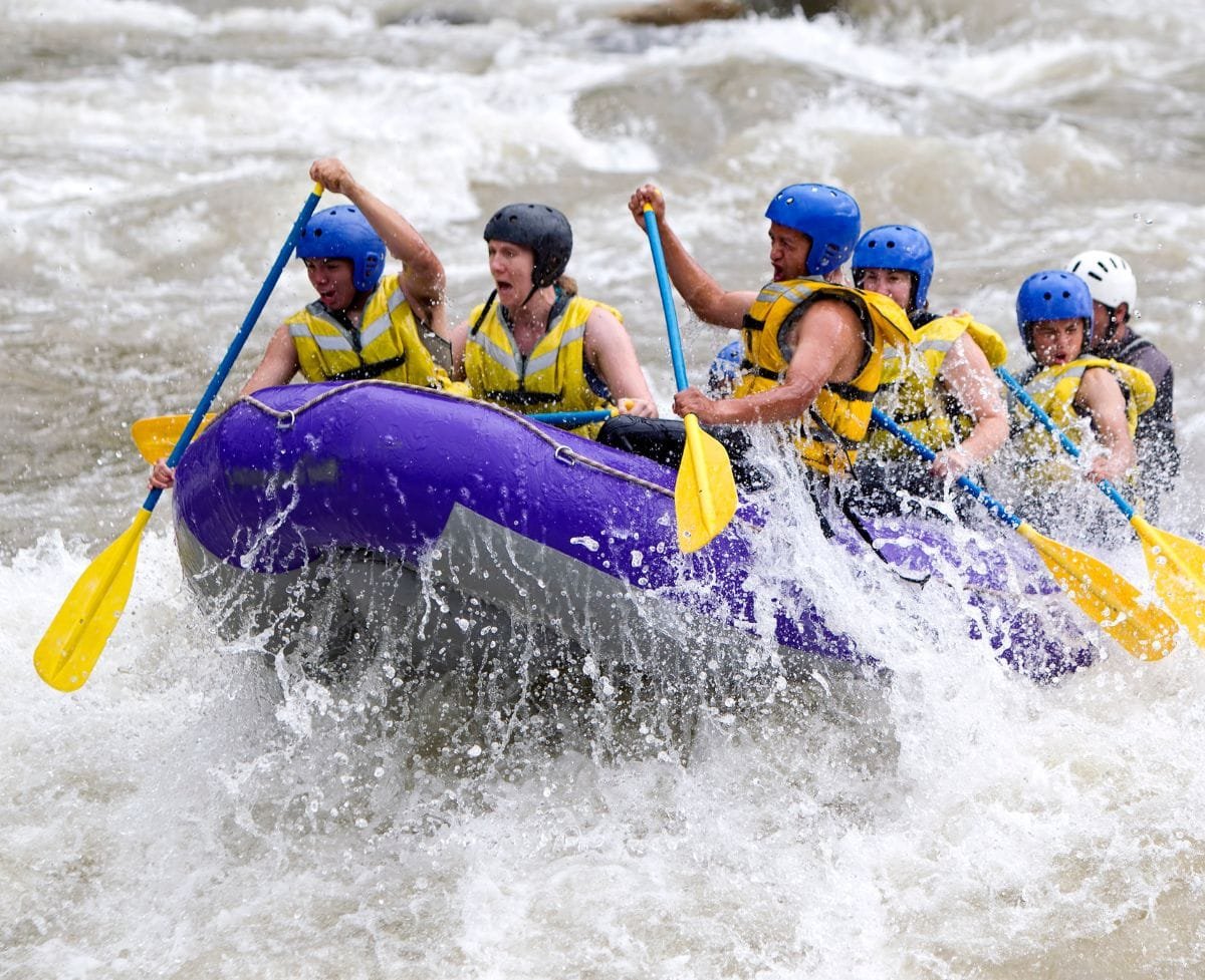 Tips To Consider When Going Whitewater Rafting