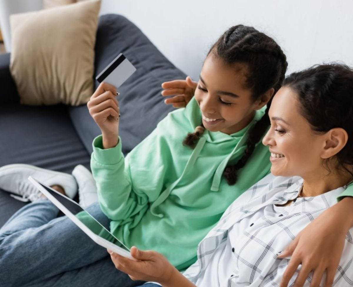 5 Tips on Money Management for Teenagers