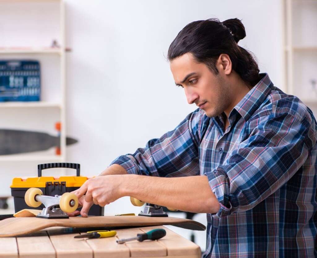 5 Effective Tips To Make Your Longboard Faster 5 Effective Tips To Make Your Longboard Faster