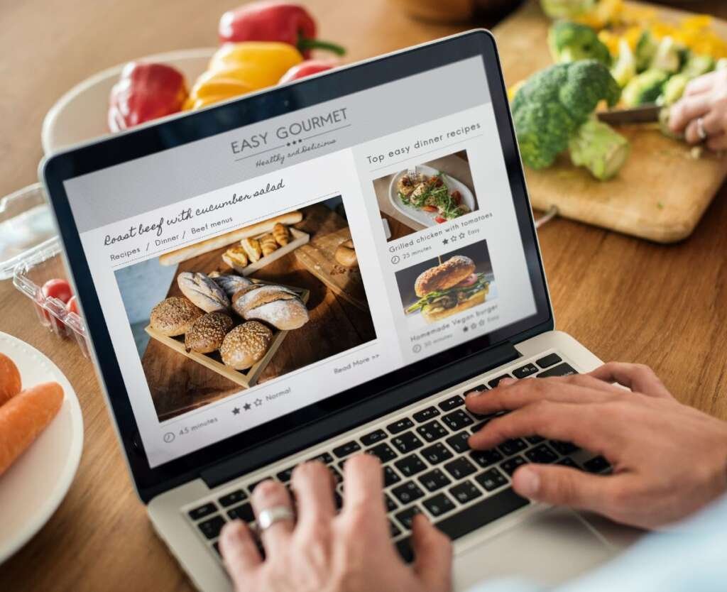 How To Entice More Readers to Your Food Blog How To Entice More Readers to Your Food Blog