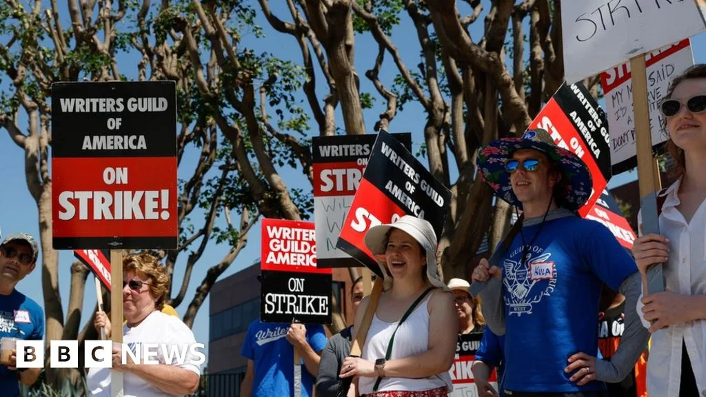Hollywood strike: Actors accuse NBCUniversal of turning up heat in tree row Hollywood strike: Actors accuse NBCUniversal of turning up heat in tree row