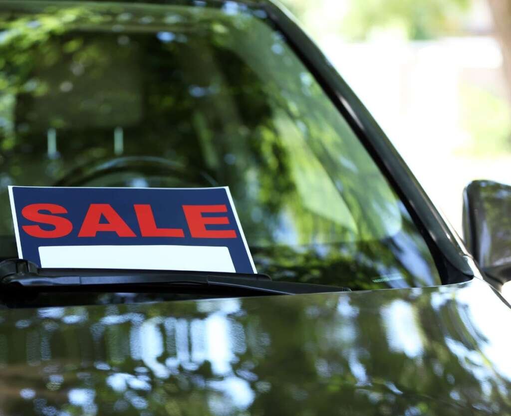Common Mistakes People Make When Selling a Vehicle