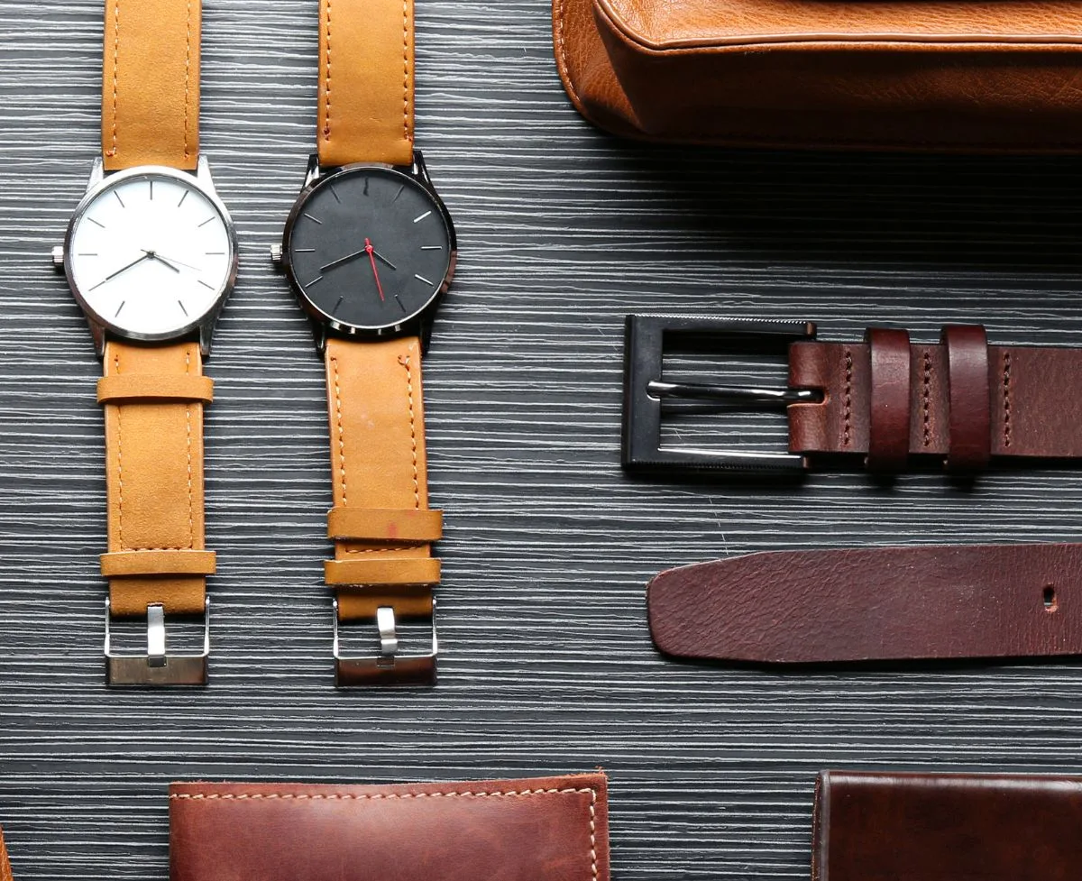 The Perfect Accessories for a Minimalist Aesthetic