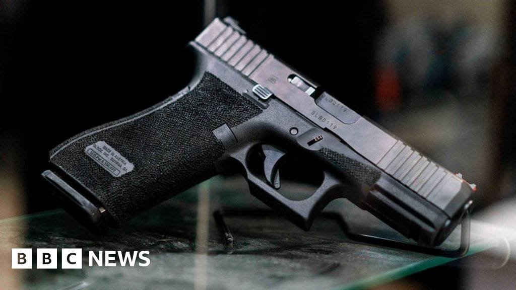 Gaston Glock: Inventor of popular handgun dies aged 94 Gaston Glock: Inventor of popular handgun dies aged 94