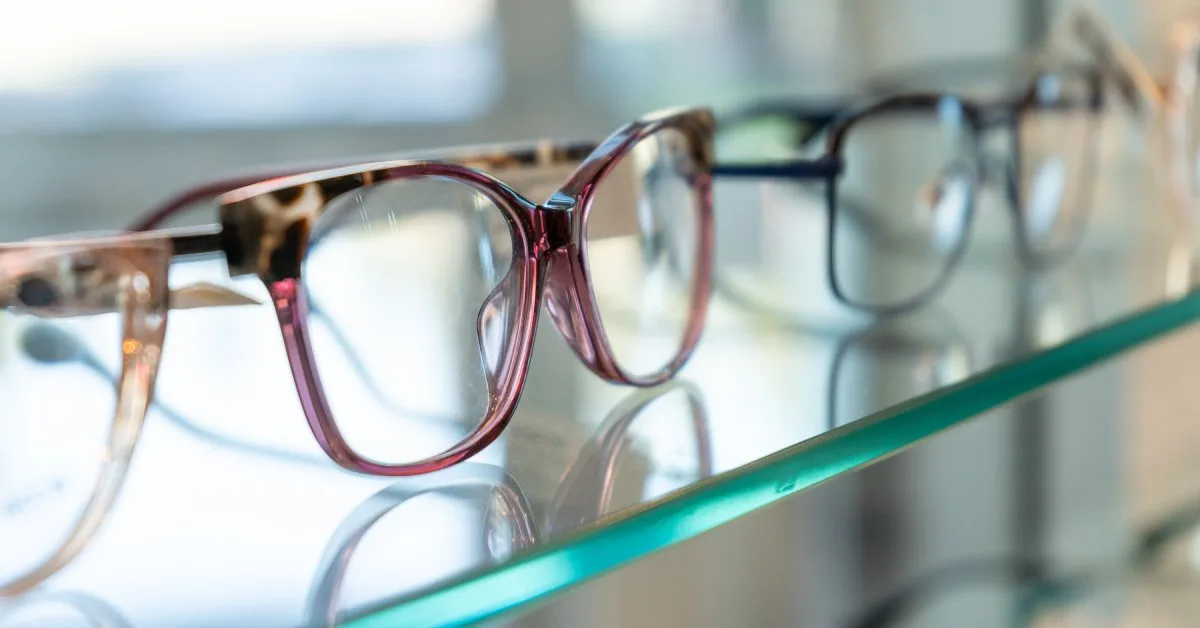 Fun Reasons To Have More Than One Pair of Eyeglass Frames