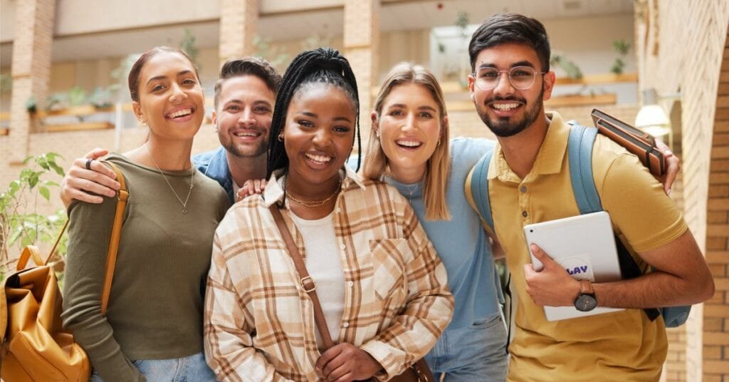 Pay It Forward: Ways Post-Grads Can Help College Students Pay It Forward: Ways Post-Grads Can Help College Students