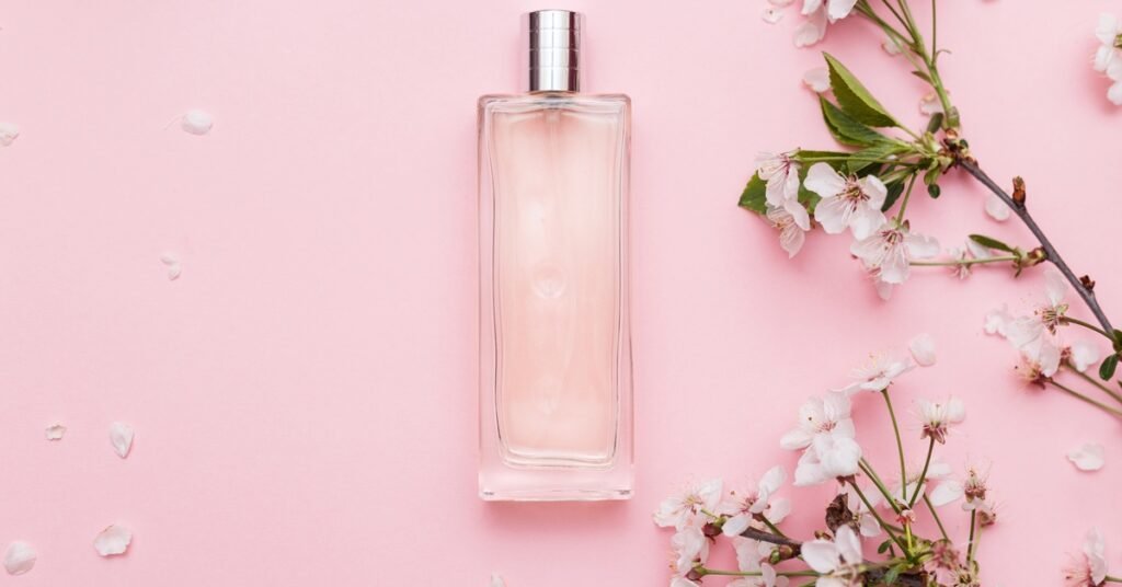 How to Find Your Signature Scent for Prom How to Find Your Signature Scent for Prom
