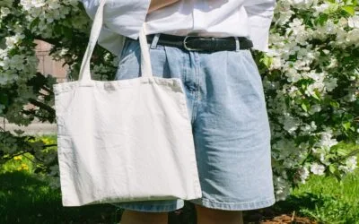 Dress Up Your Canvas Tote With These Fun and Stylish Ideas