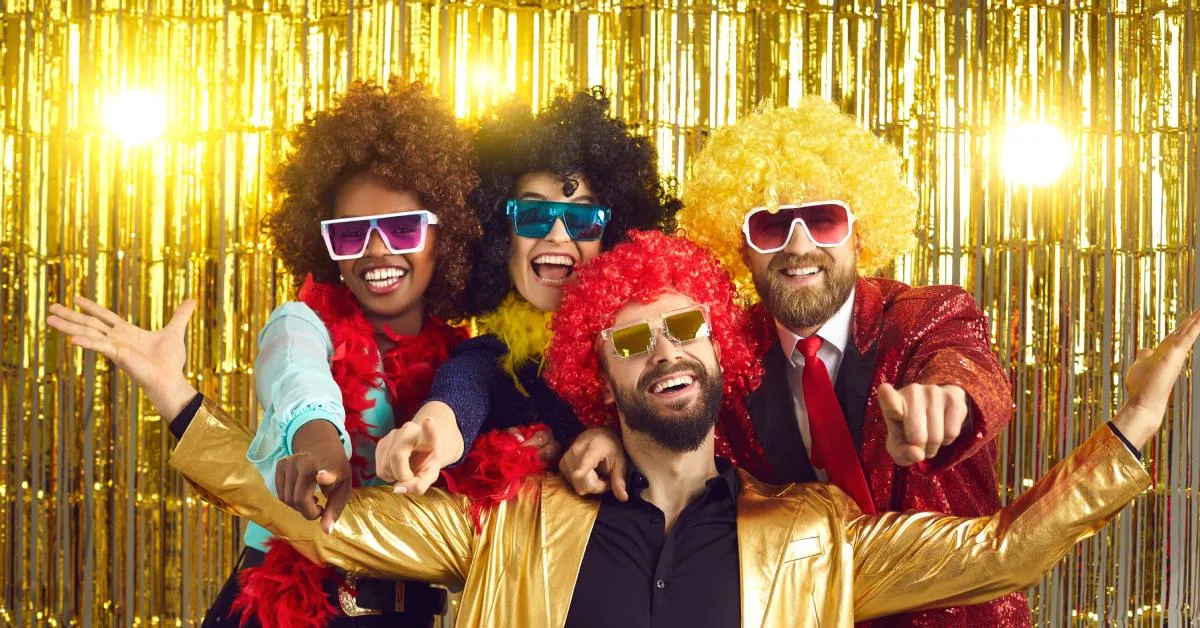Control Your Lines: Tips for a Photo Booth Attendant Control Your Lines: Tips for a Photo Booth Attendant